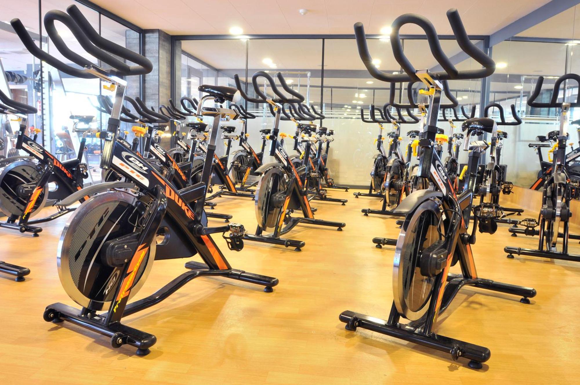 Sant Jordi Boutique Hotel 칼레라 외부 사진 Indoor cycling