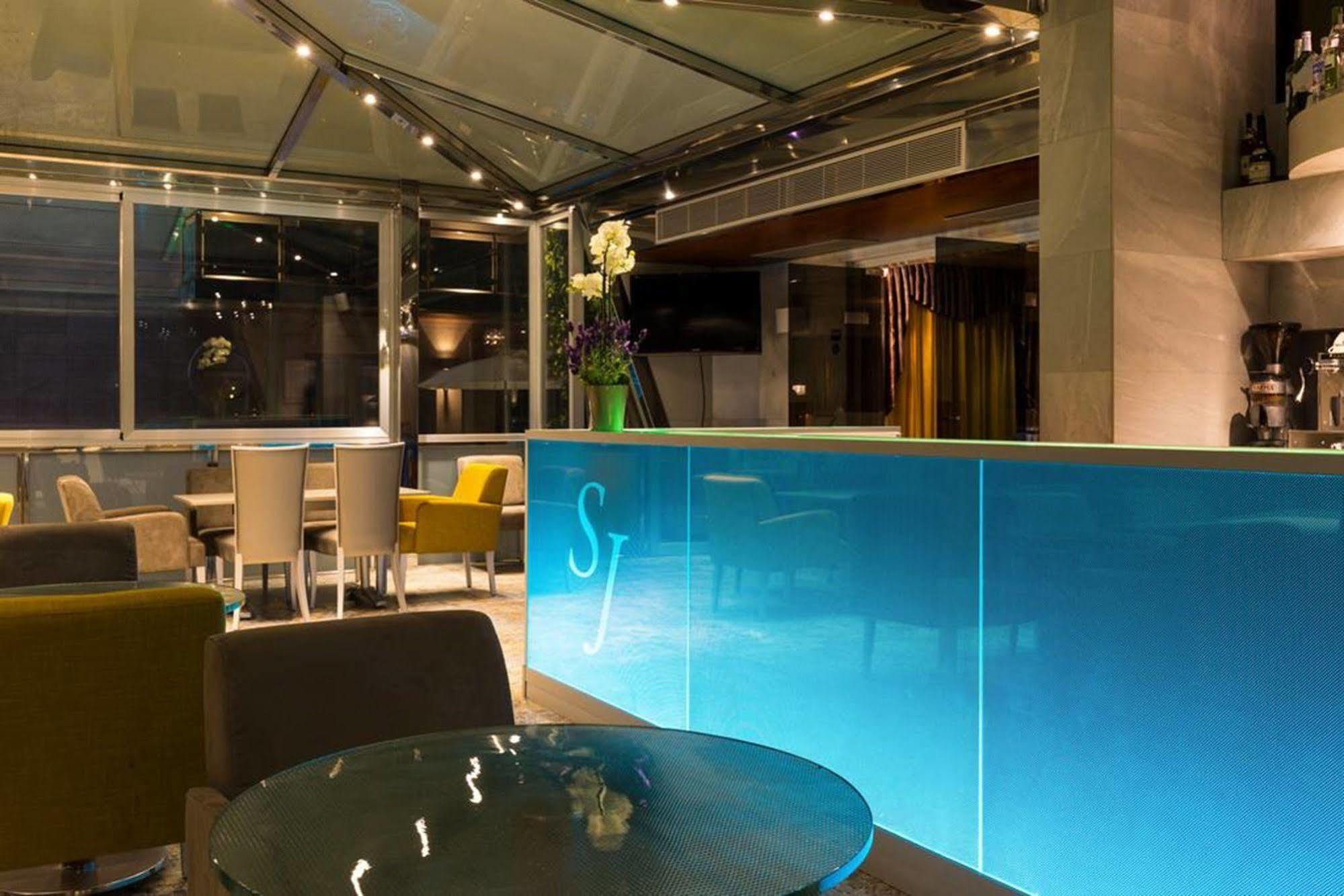 Sant Jordi Boutique Hotel 칼레라 외부 사진 The interior of the lounge