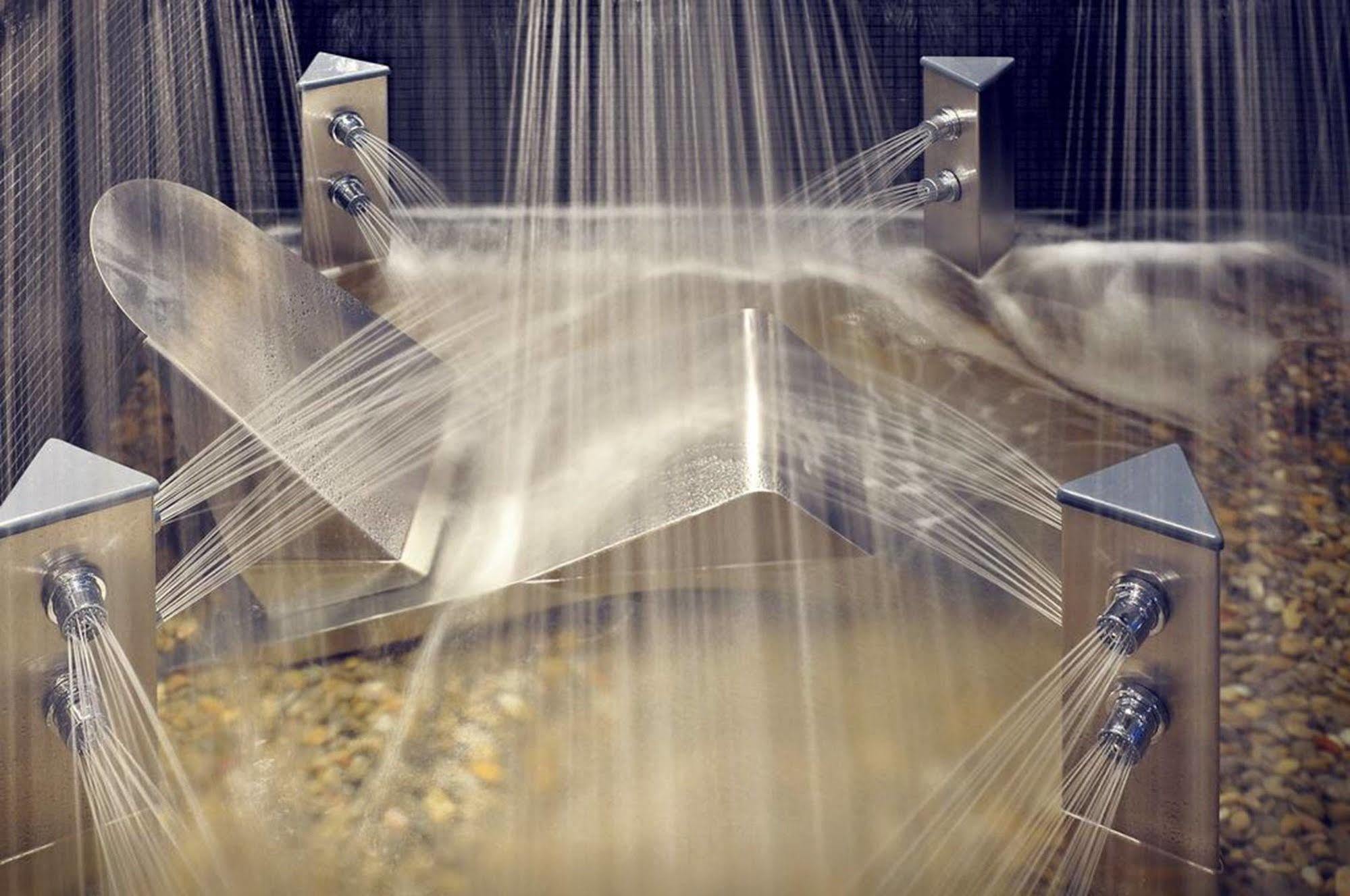 Sant Jordi Boutique Hotel 칼레라 외부 사진 Spraying water on the surface of a rotating drum